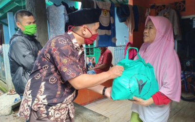 Peduli Sesama, SMA Doa Bangsa Sukabumi Bagikan Sembako