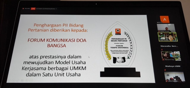 Berhasil Wujudkan Peningkatan UMKM, FKDB Diganjar Penghargaan dari PII