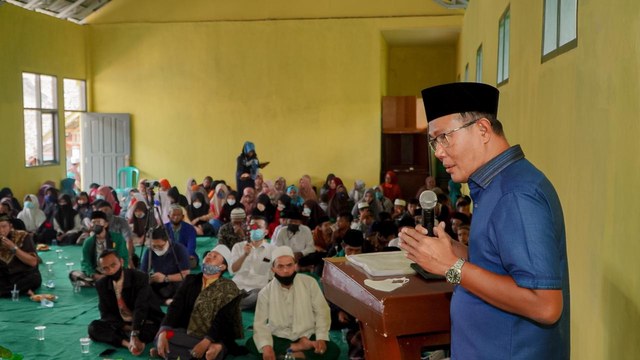Peduli Sehat, H. Ayep Zaki Lakukan Bakti Sosial & Pelatihan Refleksi di Sukabumi