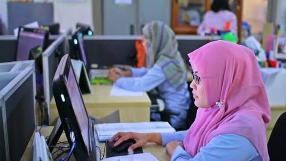 Praktisi Ekonomi Ini Dukung Langkah Jokowi Tingkatkan Digitalisasi Pelayanan Publik